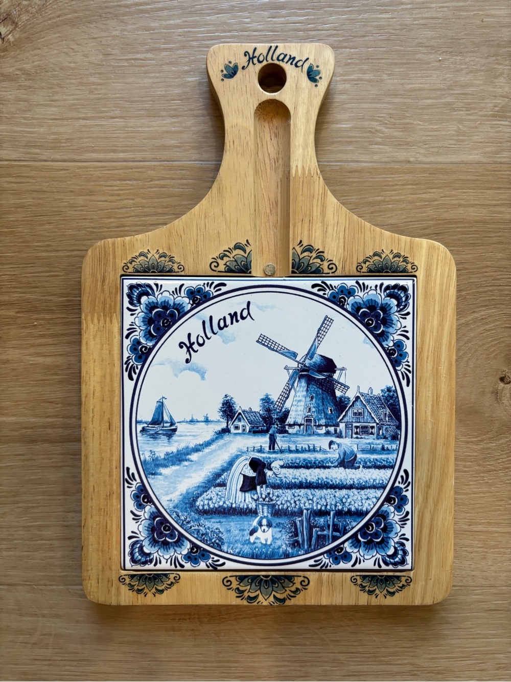 Classic Blue Delft Tile Wooden Serving Board